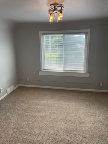 103 S. Jessie, Pontiac, MI 48342