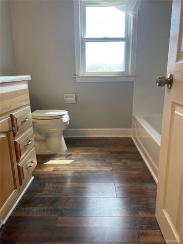 103 S. Jessie, Pontiac, MI 48342