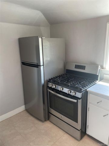 103 S. Jessie, Pontiac, MI 48342
