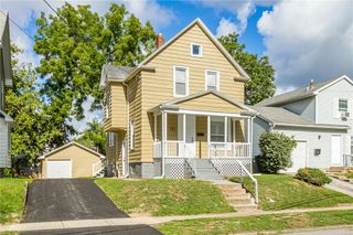121 Baycliff Drive, Rochester, NY 14609