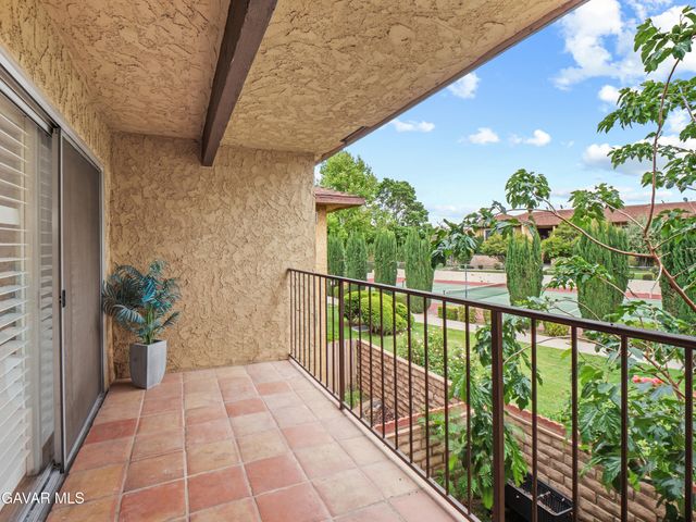 42841 W 15th Street #8, Lancaster, CA 93534