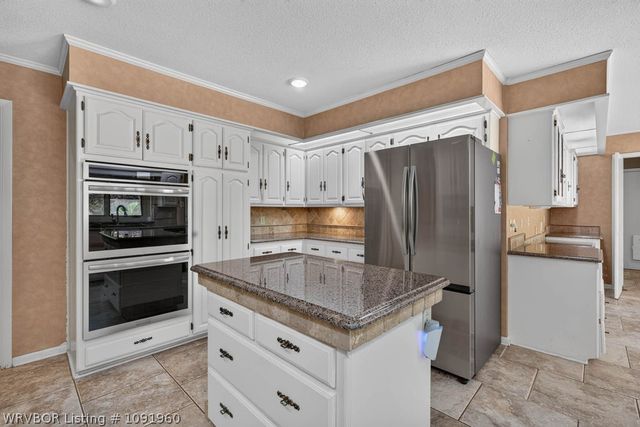 3707 Old Oaks Lane, Fort Smith, AR 72903
