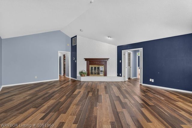 3707 Old Oaks Lane, Fort Smith, AR 72903