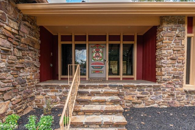 3707 Old Oaks Lane, Fort Smith, AR 72903