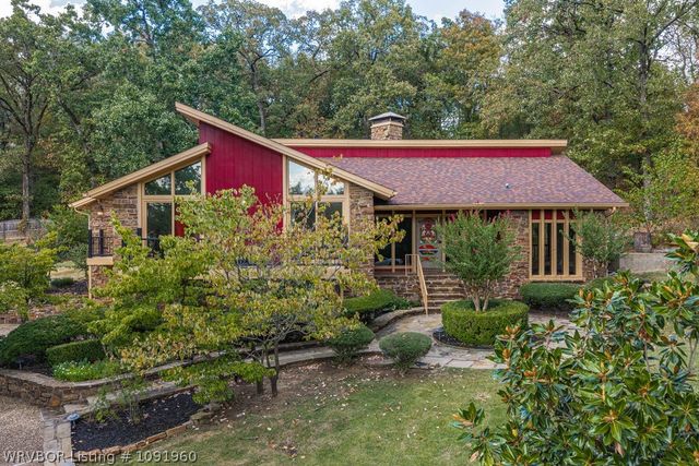 3707 Old Oaks Lane, Fort Smith, AR 72903