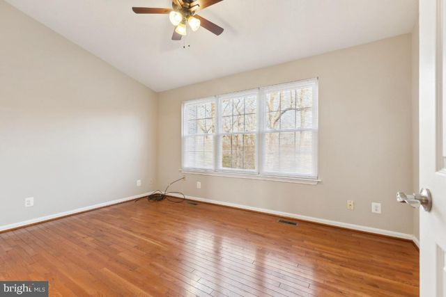 13085 CAROLYN FOREST DR, Woodbridge, VA 22192