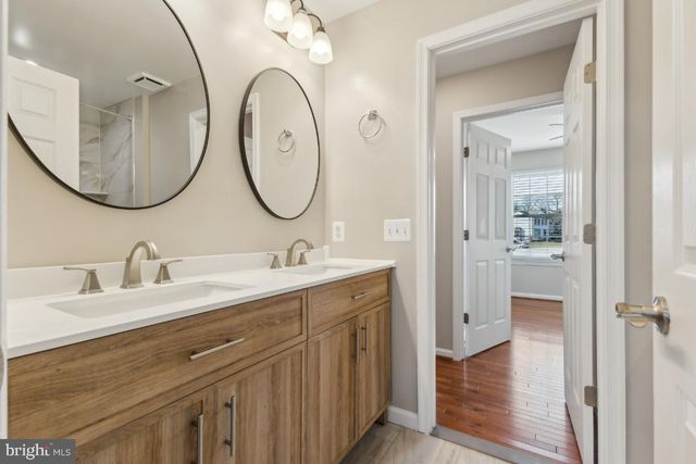 13085 CAROLYN FOREST DR, Woodbridge, VA 22192