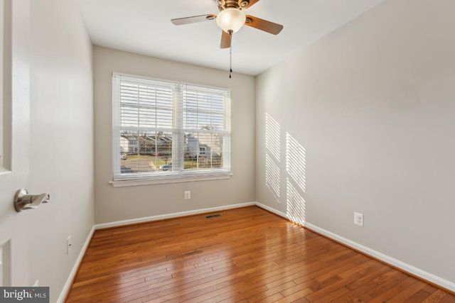 13085 CAROLYN FOREST DR, Woodbridge, VA 22192