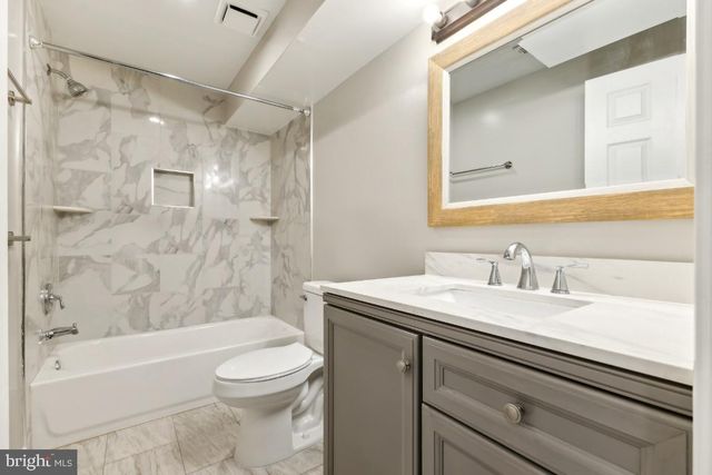 13085 CAROLYN FOREST DR, Woodbridge, VA 22192