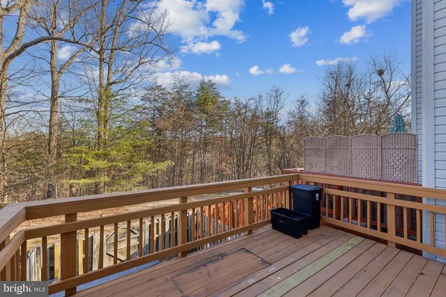 13085 CAROLYN FOREST DR, Woodbridge, VA 22192