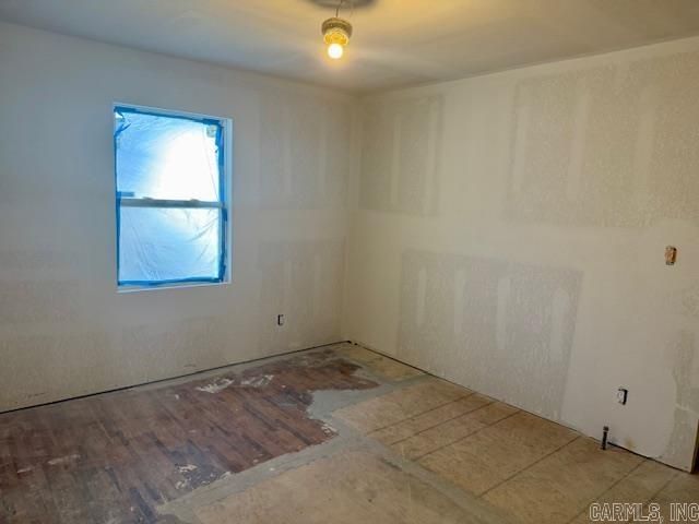 1511 E Sullenberger Avenue, Malvern, AR 72104