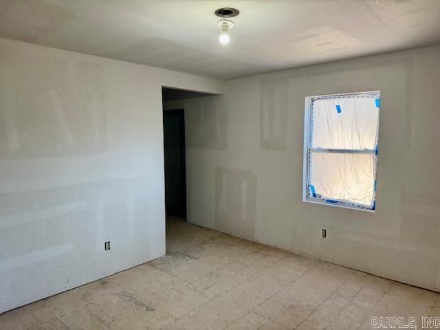 1511 E Sullenberger Avenue, Malvern, AR 72104