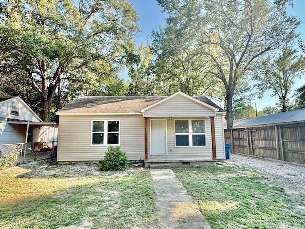 1511 E Sullenberger Avenue, Malvern, AR 72104