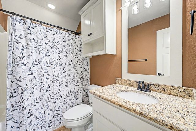 1213 Chancery Lane, Cave Springs, AR 72718