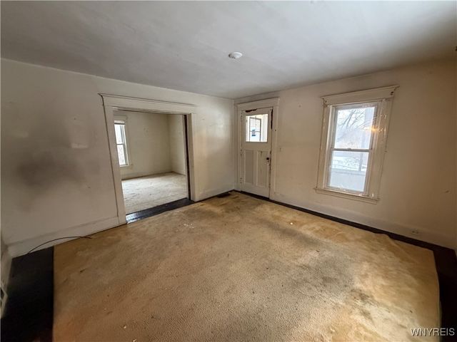 8470 Lapp Road, Clarence, NY 14032