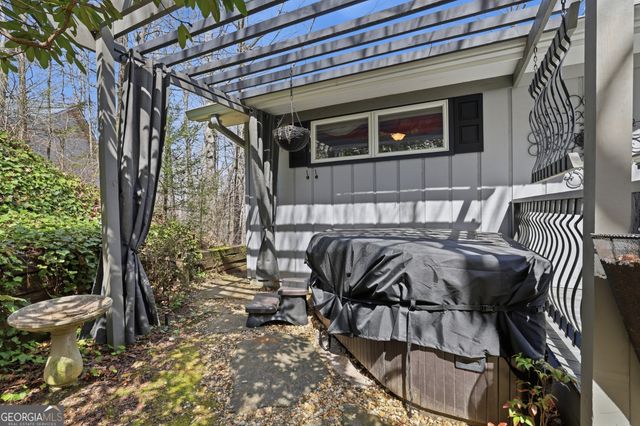 499 Ridgepole Drive, Sky Valley, GA 30537