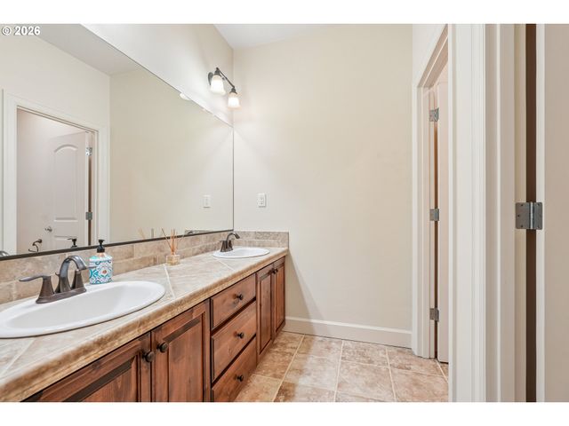 5174 Nw 133RD Ave, Portland, OR 97229