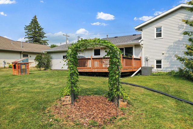 2262 HAZEN ROAD, Green Bay, WI 54311