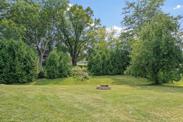 2262 HAZEN ROAD, Green Bay, WI 54311