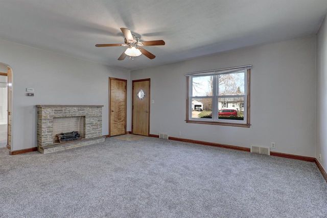 758 MADISON STREET, Neenah, WI 54956