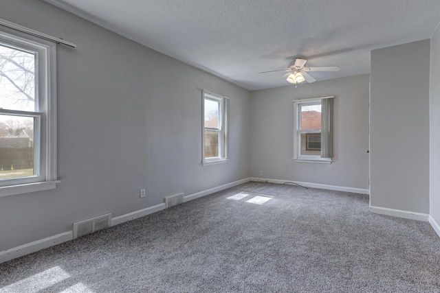 758 MADISON STREET, Neenah, WI 54956