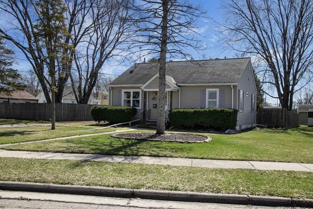758 MADISON STREET, Neenah, WI 54956