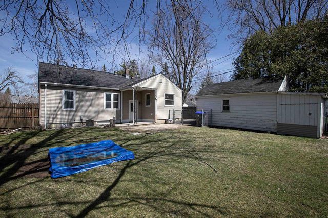 758 MADISON STREET, Neenah, WI 54956