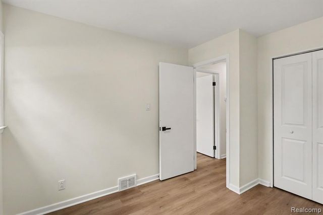 4510 Rosewold Avenue, Royal Oak, MI 48073