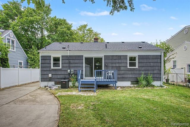 4510 Rosewold Avenue, Royal Oak, MI 48073