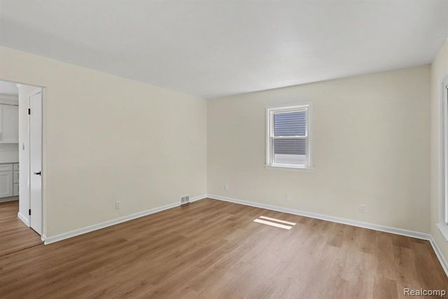 4510 Rosewold Avenue, Royal Oak, MI 48073