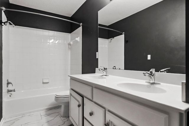 1307 Honeysuckle Court, Liberty, MO 64068