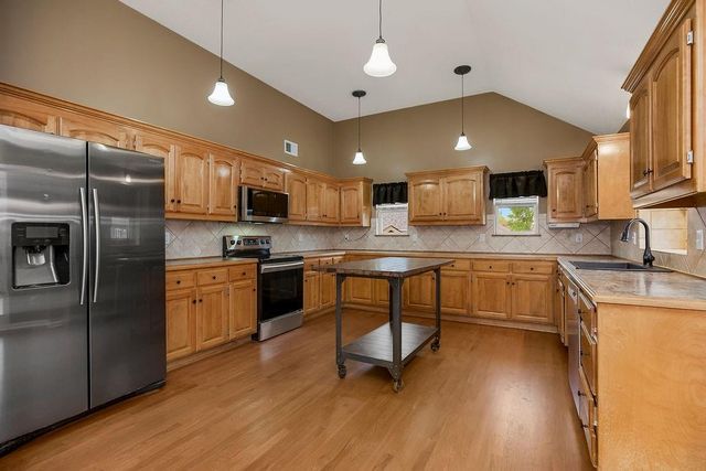 1307 Honeysuckle Court, Liberty, MO 64068