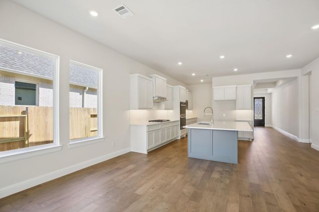 29787 Brushy Gables Drive, Magnolia, TX 77354