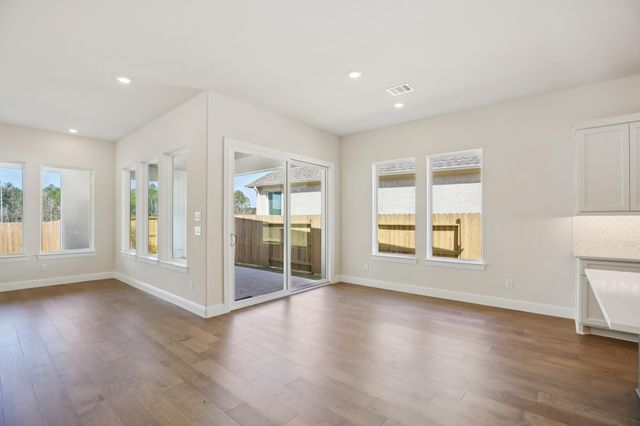 29787 Brushy Gables Drive, Magnolia, TX 77354