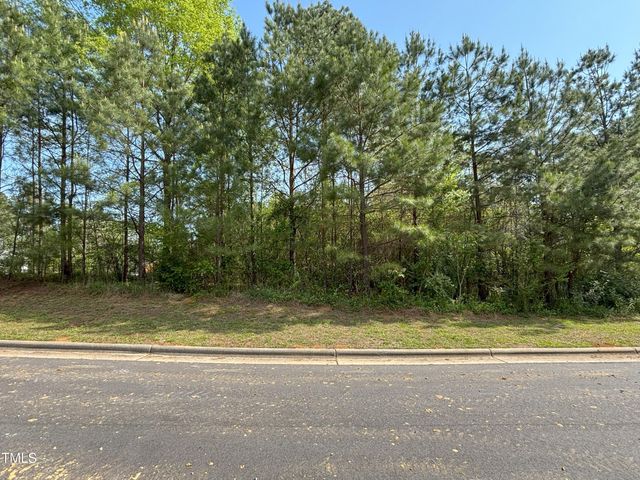 123 Bur Oak Court, Pittsboro, NC 27312