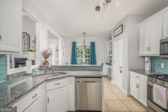 158 Sugarloaf Circle, Macon, GA 31204