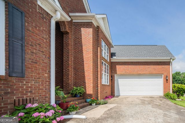 158 Sugarloaf Circle, Macon, GA 31204