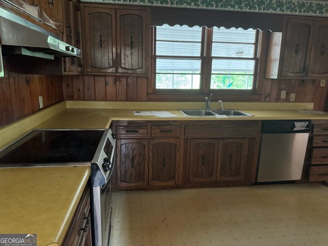 66 Hinson Street, Hahira, GA 31632