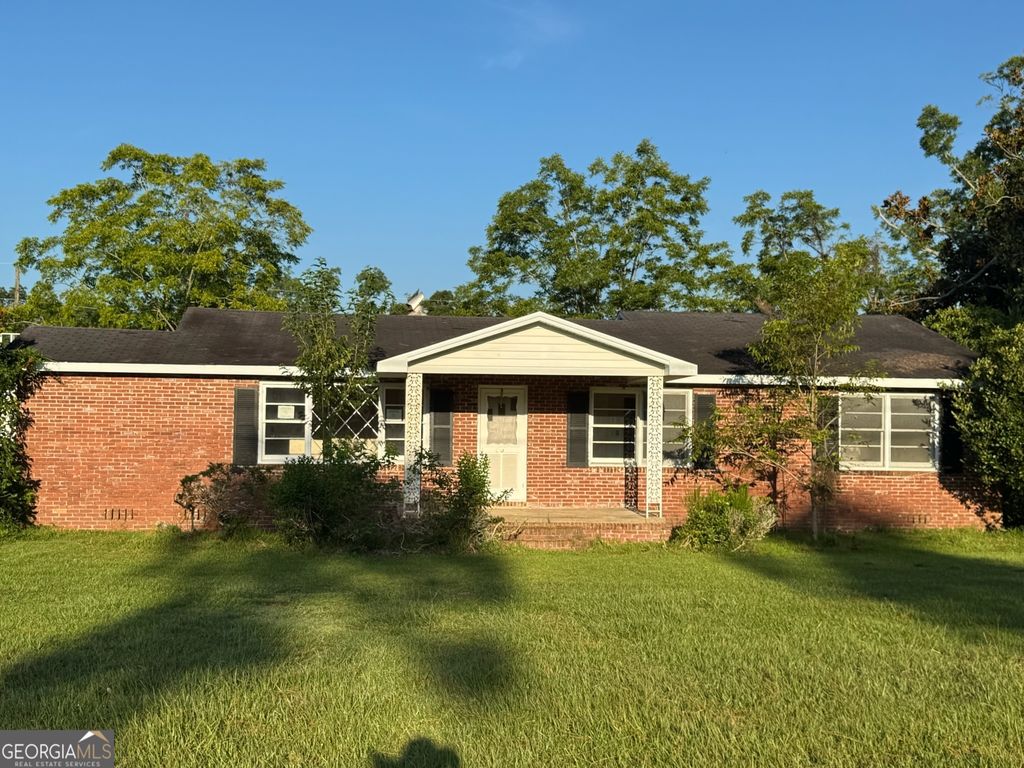 66 Hinson Street, Hahira, GA 31632