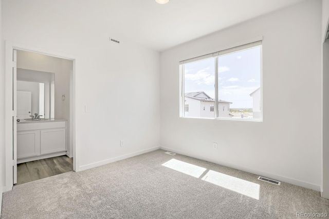 3554 Quincy Bay Place, Loveland, CO 80538