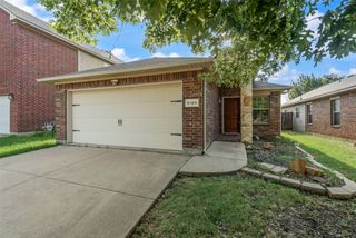 5160 Britton Ridge Lane, Fort Worth, TX 76179