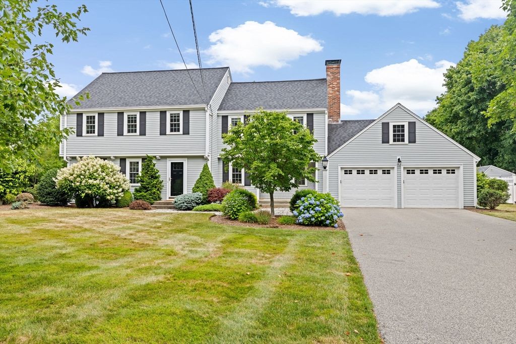 6 Craig Ln, Hingham, MA 02043