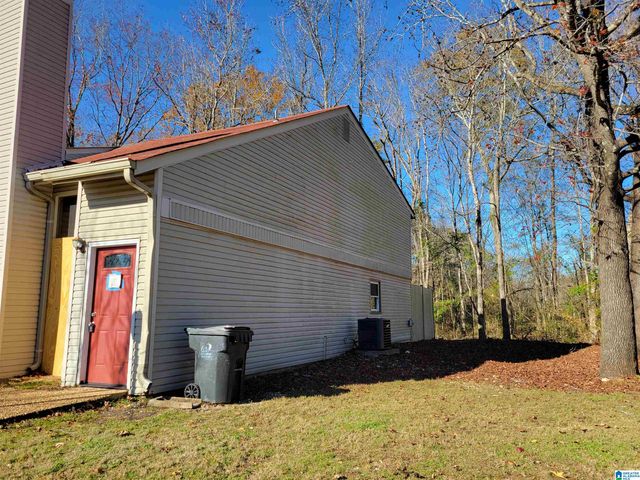 1892 CHANDALAR COURT, Pelham, AL 35124