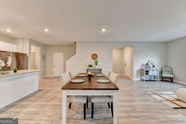 4335 Magpie Drive, Hoschton, GA 30548