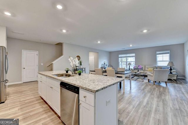 4335 Magpie Drive, Hoschton, GA 30548