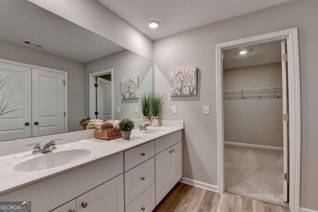 4335 Magpie Drive, Hoschton, GA 30548