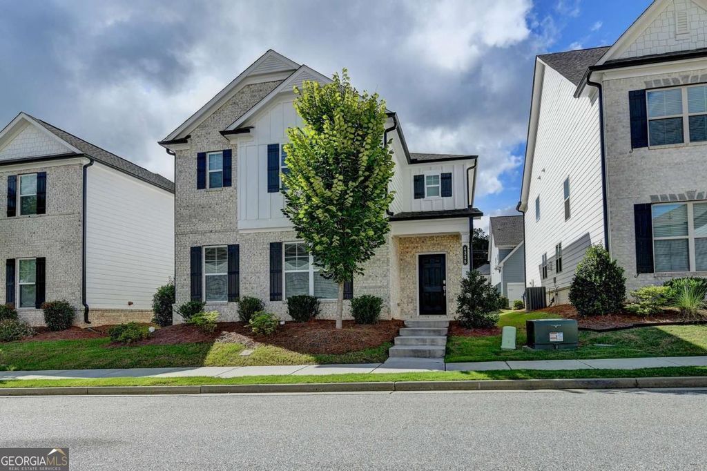 4335 Magpie Drive, Hoschton, GA 30548