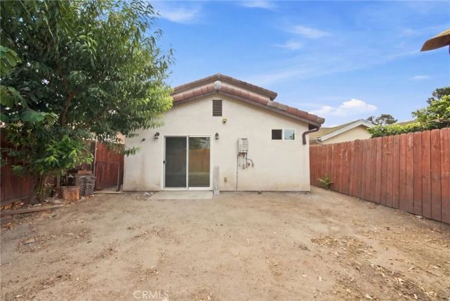 9577 Maie, Los Angeles, CA 90002