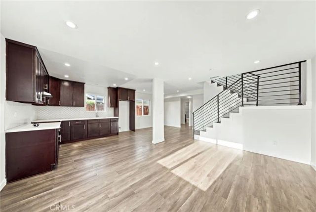9577 Maie, Los Angeles, CA 90002