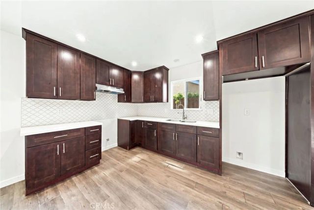 9577 Maie, Los Angeles, CA 90002